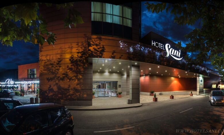 фасада на един от водещите хотели край Пловдив - хотел Сани